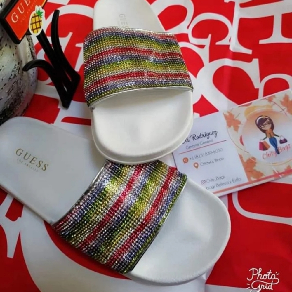 Pool sandal pride By Guess